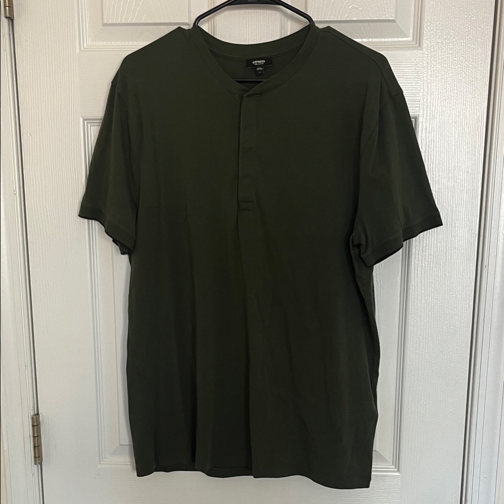 Express Dark Green Short Sleeve Henley